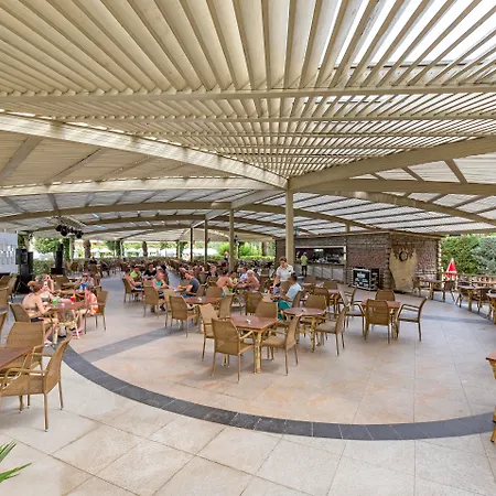Rezort Royal Palace 5*